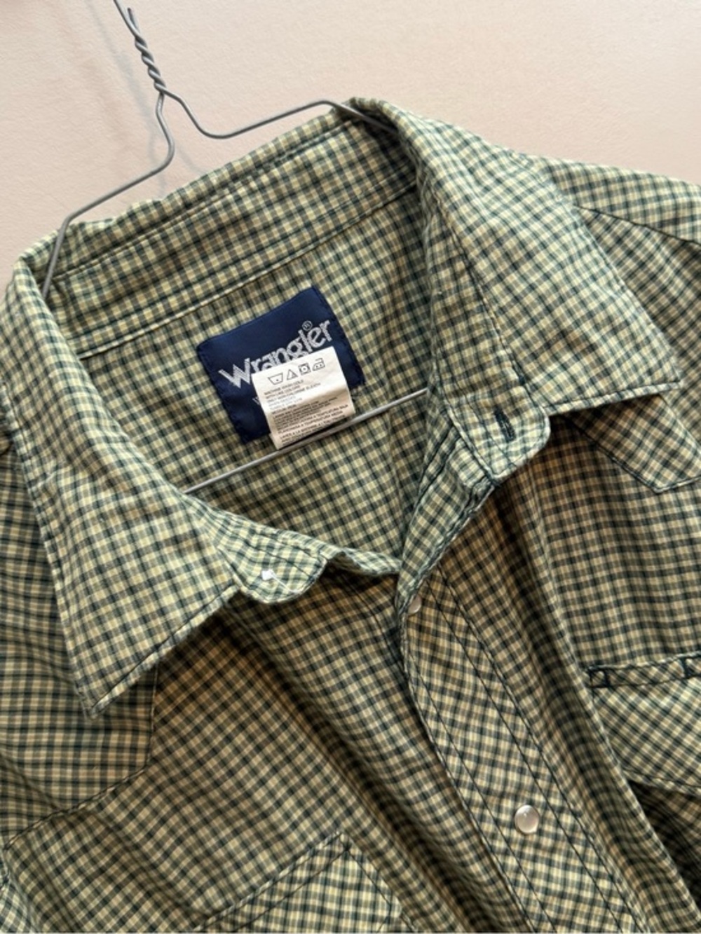 Wrangler vintage western Green and Cream Plaid Button-Down Shirt